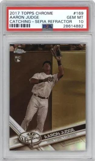 2017 TOPPS CHROME AARON JUDGE CATCHING SEPIA REFRACTOR